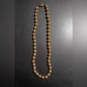 Classic Pearl Necklace